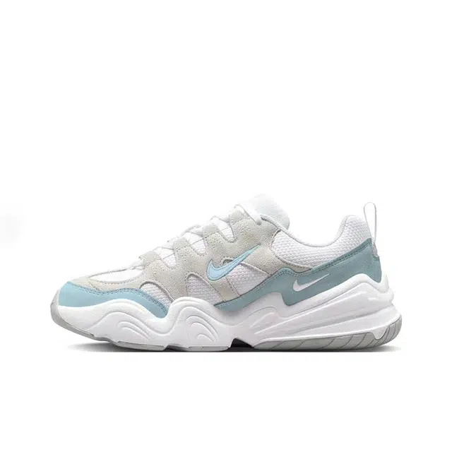 Nike Tech Hera