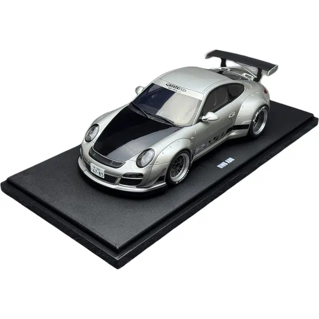 GT SPIRIT 118 911 992 RWB COUPE 2024