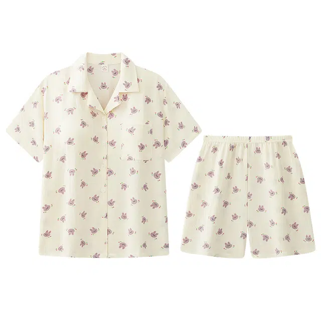 向薇 可爱甜美胸垫短袖三分裤睡衣套装 女款 图片色