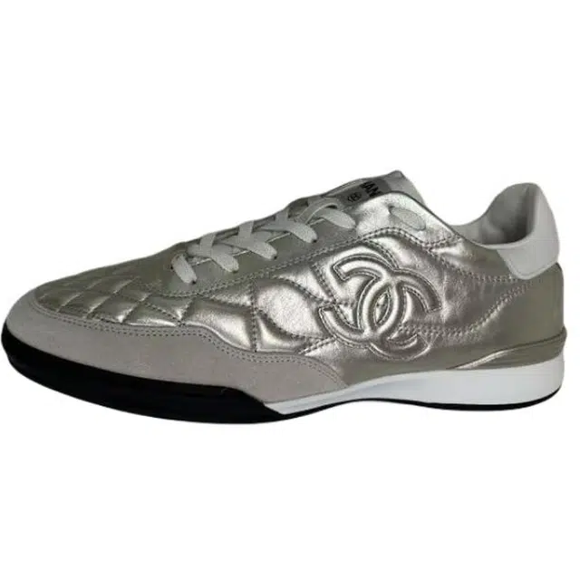 CHANEL 25S
