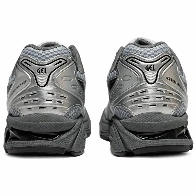 URBAN RESEARCH x Asics Gel-Kayano 14