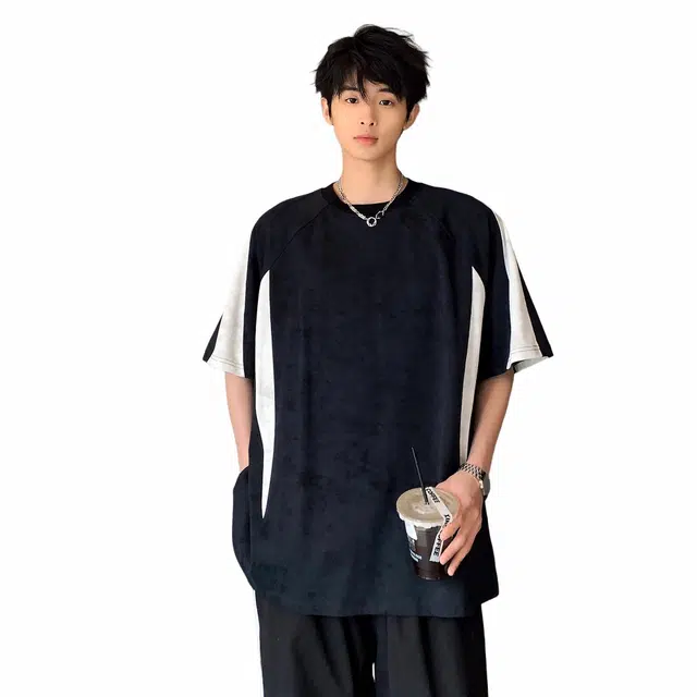 URBAN AUTHENTIC T