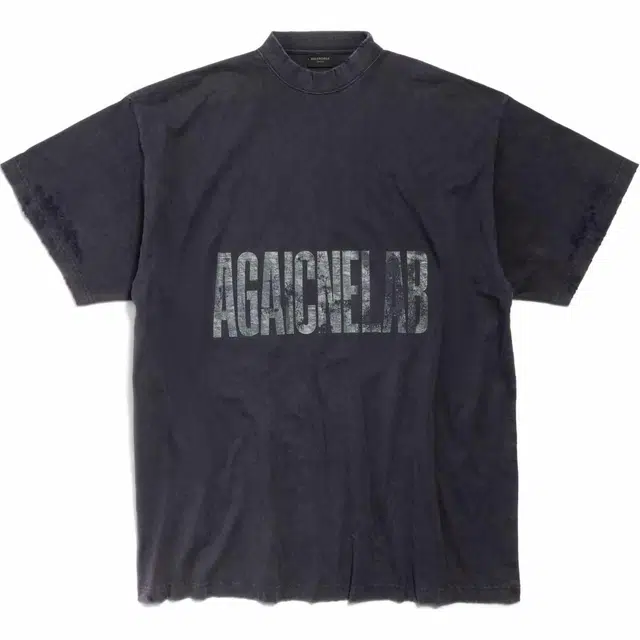 Balenciaga T