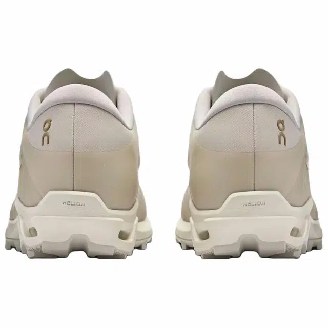 POST ARCHIVE FACTION (PAF) x On Cloudventure Peak