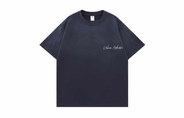 URBAN AUTHENTIC T