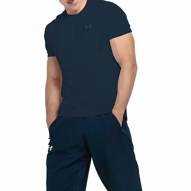 Under Armour T
