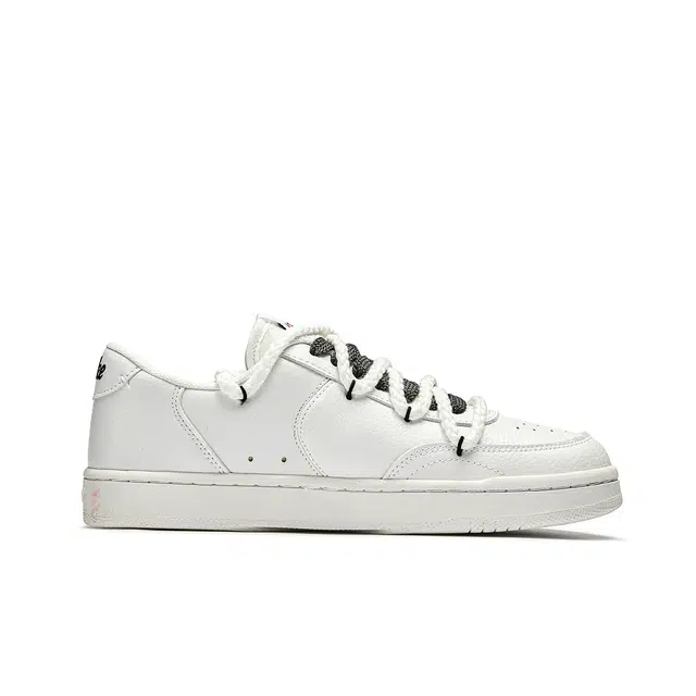 Nike Court Vintage
