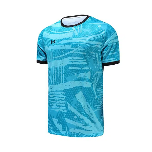 Under Armour T