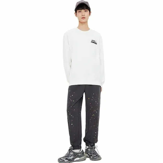 美特斯邦威 圆领印花长袖休闲针织套头卫衣 男款