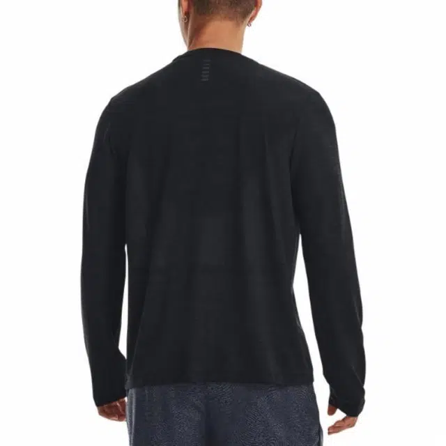 Under Armour T