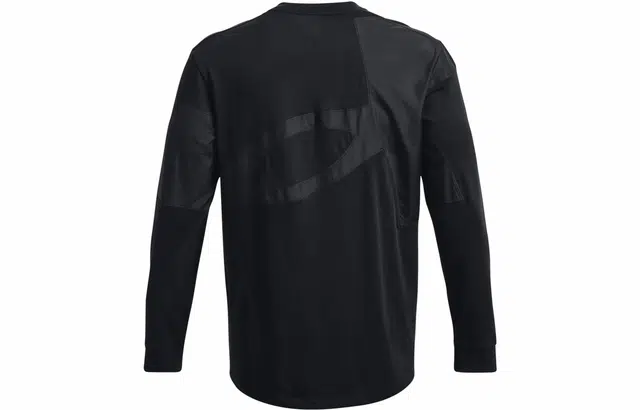 Under Armour T