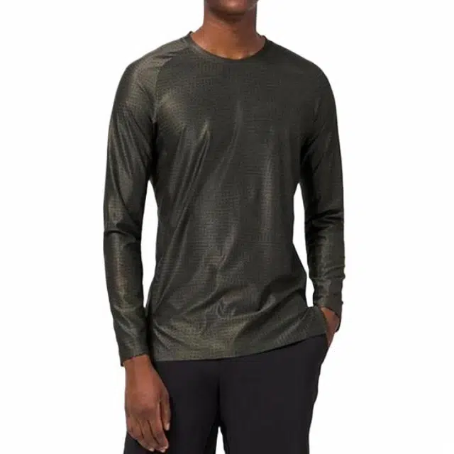 lululemon Licence to Train T