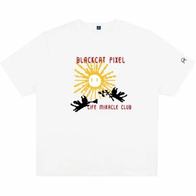 Black cat Pixel T