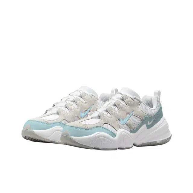 Nike Tech Hera