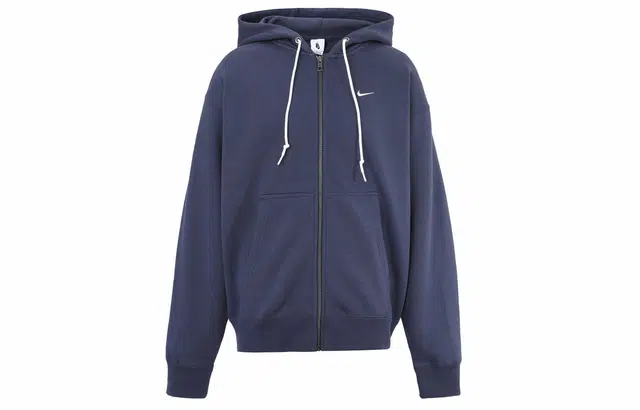 Nike Solo Swoosh