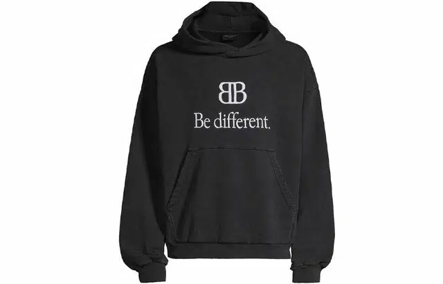Balenciaga FW22 Be Different 2B