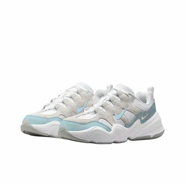 Nike Tech Hera