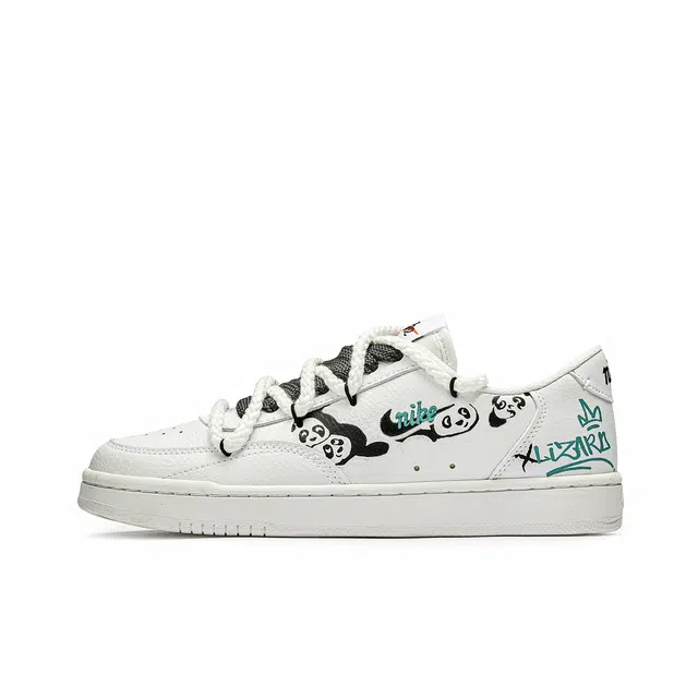 Nike Court Vintage