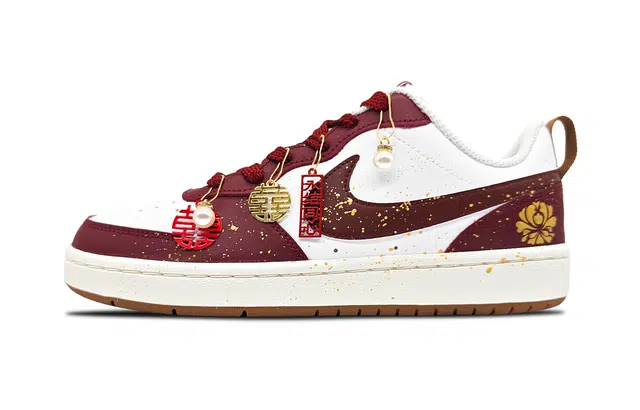 Nike Court Borough Low Burgundy