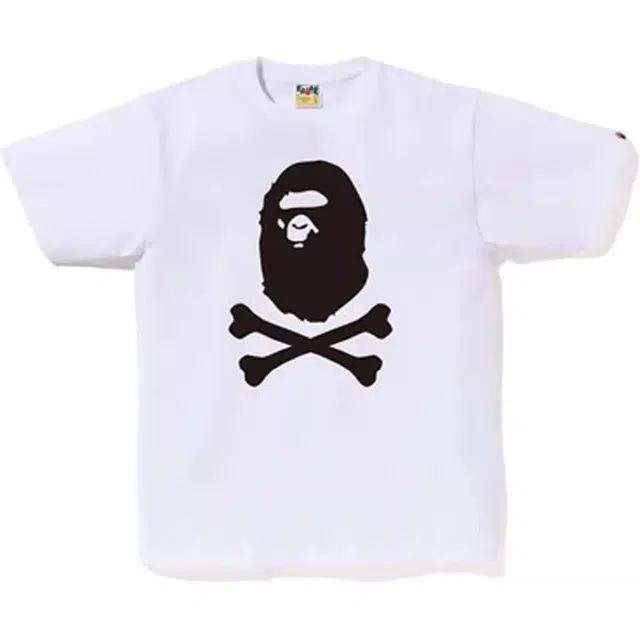 A BATHING APE T