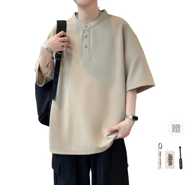 URBAN AUTHENTIC T