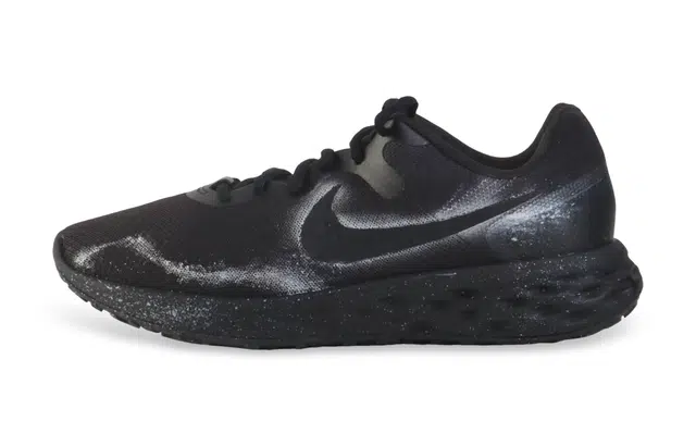 Nike REVOLUTION 6