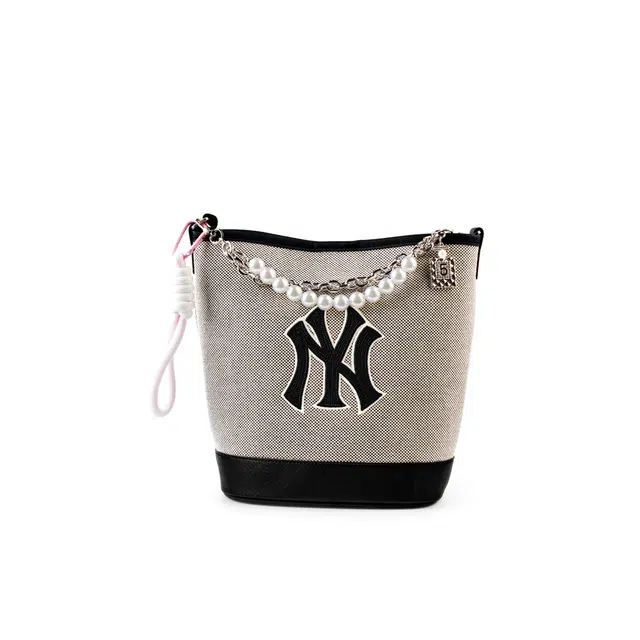 MLB