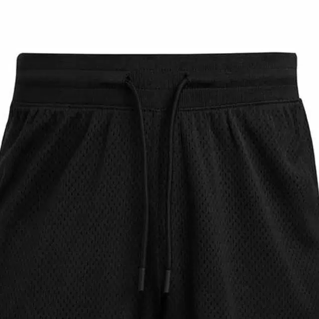 Under Armour Hoops Courtside 001