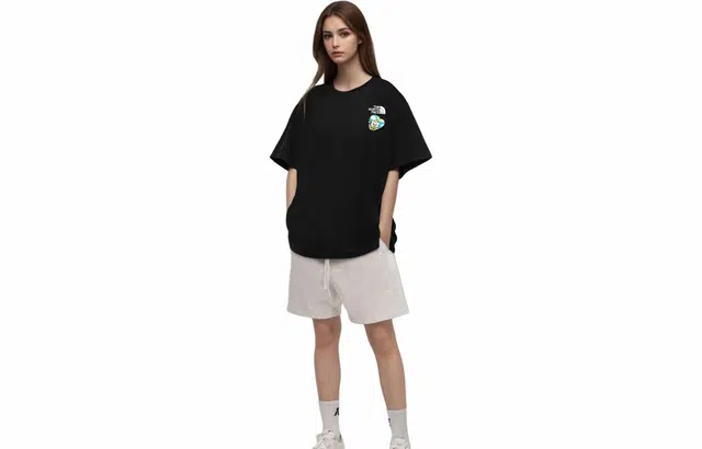 THE NORTH FACE Extraordinary T