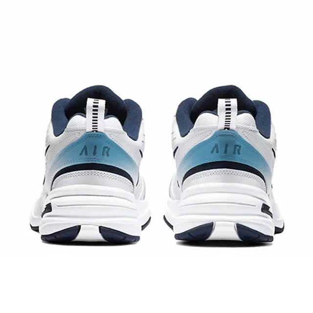 Nike Air Monarch 4