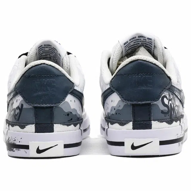 Nike Court Legacy