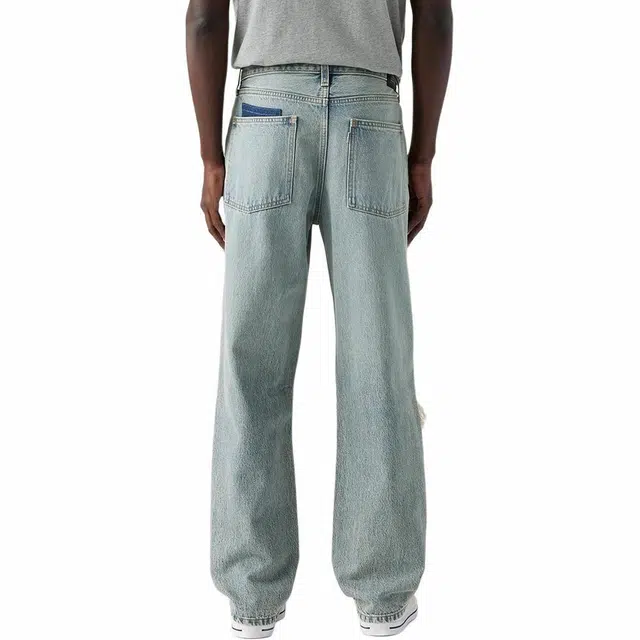 levis