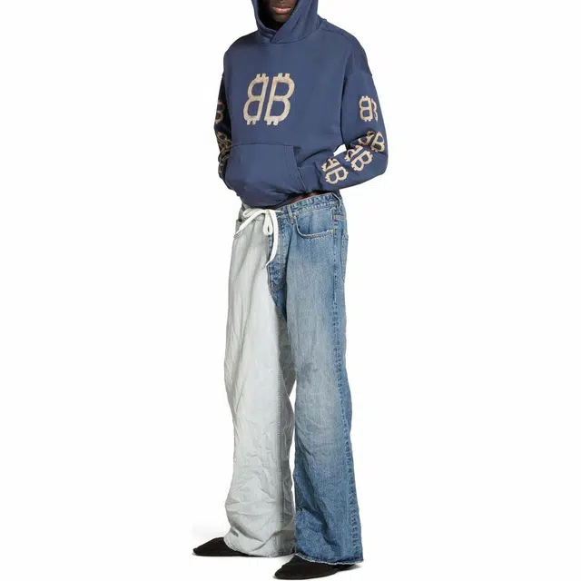 Balenciaga FW24 Logo