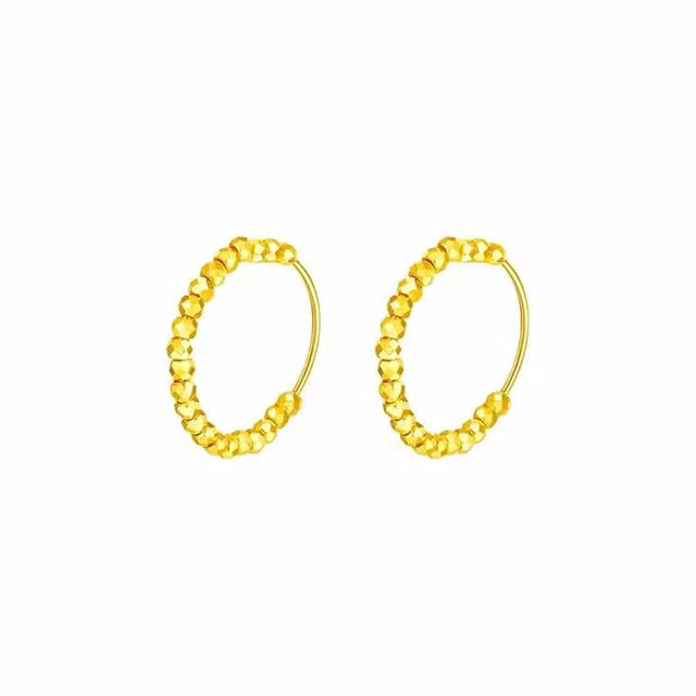 999