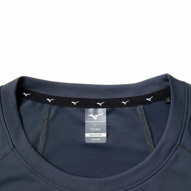 Mizuno ESSENTIAL LogoT