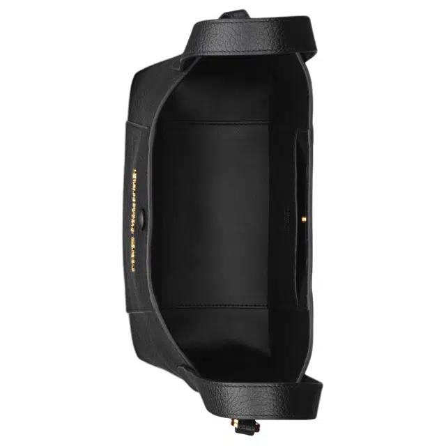 DIOR Signature