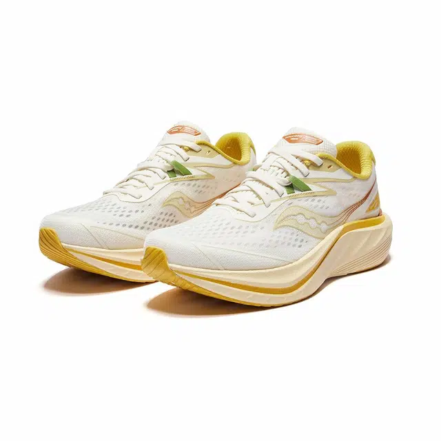 Saucony SLAY 2