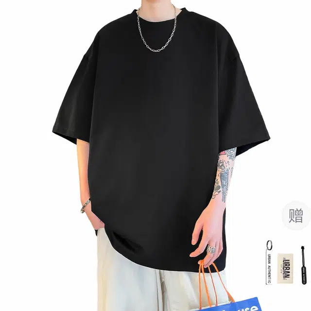 URBAN AUTHENTIC T