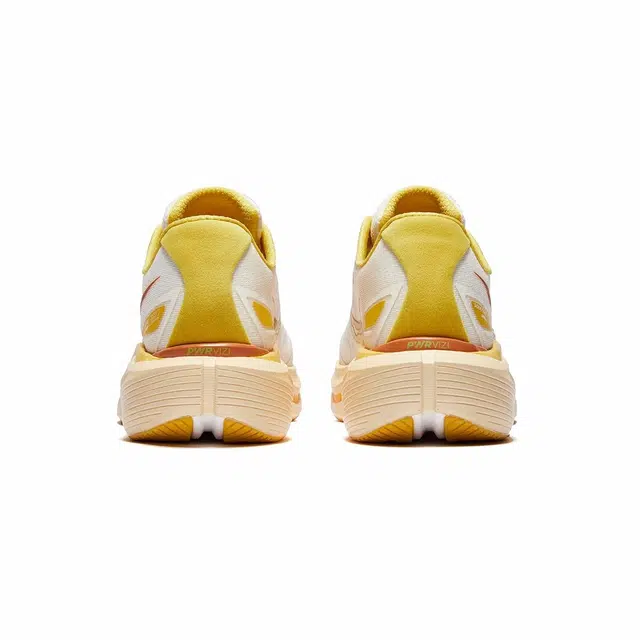 Saucony SLAY 2