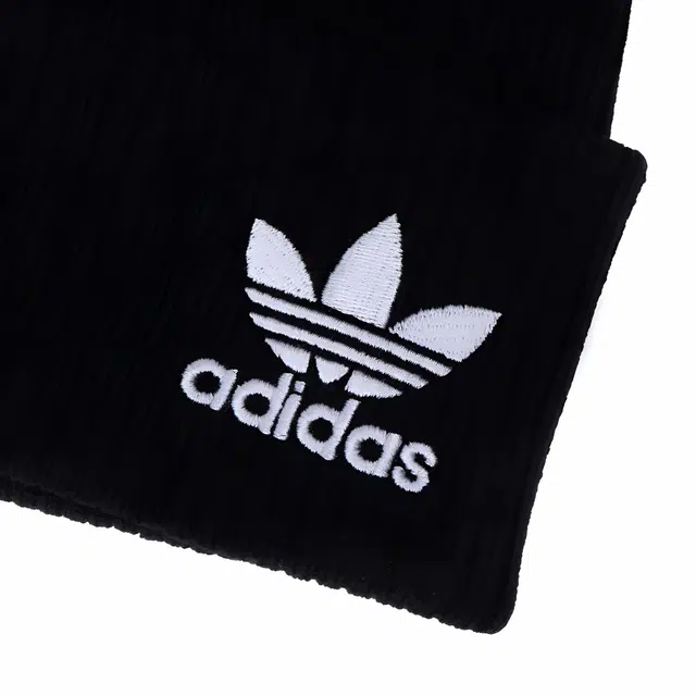 adidas originals Logo