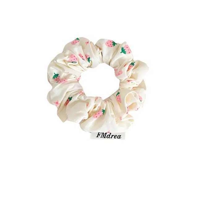 丹琴 甜心粉草莓大肠圈发可爱少女感扎发皮筋头绳丸子头早春甜美不伤发 布艺 发圈 女款