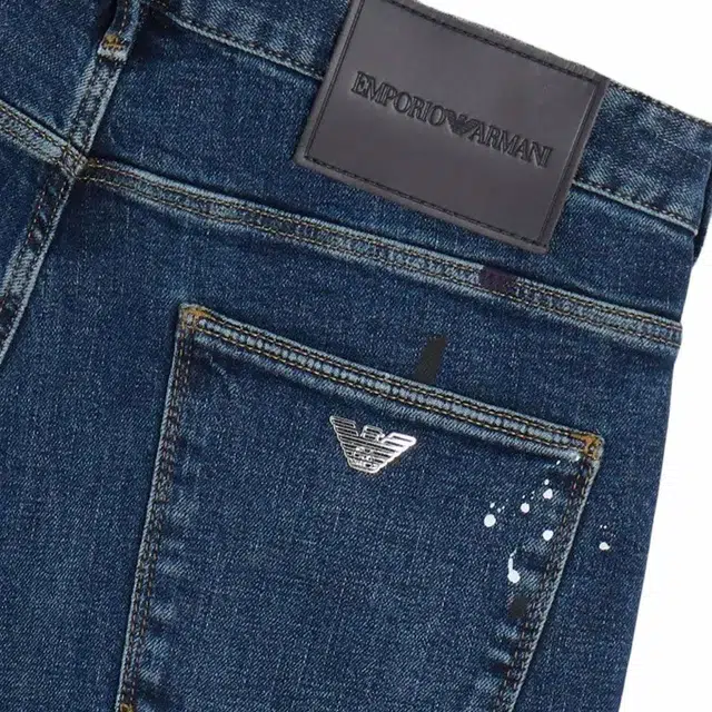 EMPORIO ARMANI