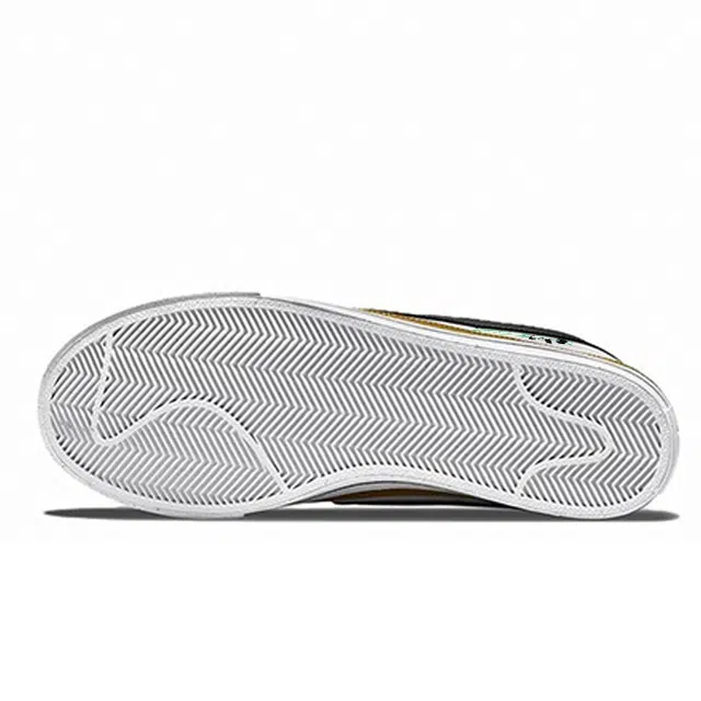 Nike Court Legacy