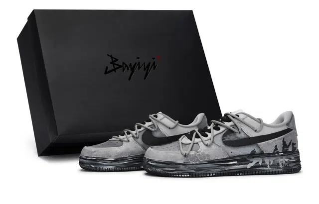 Nike Air Force 1 811