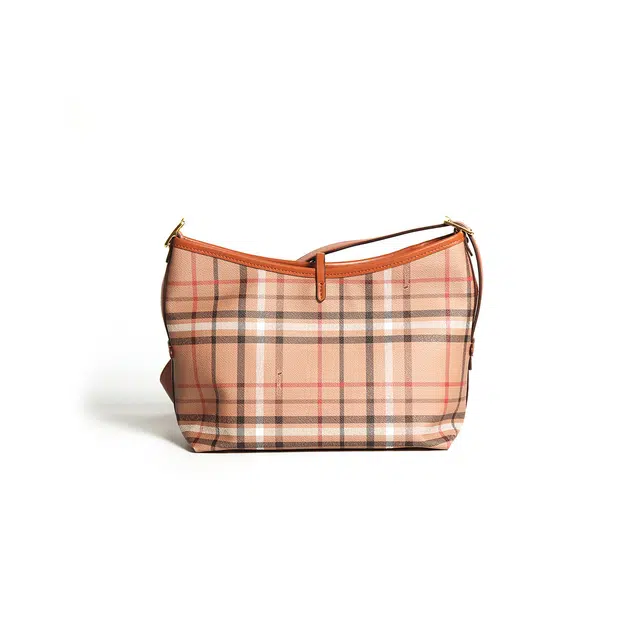 AQUASCUTUM PU