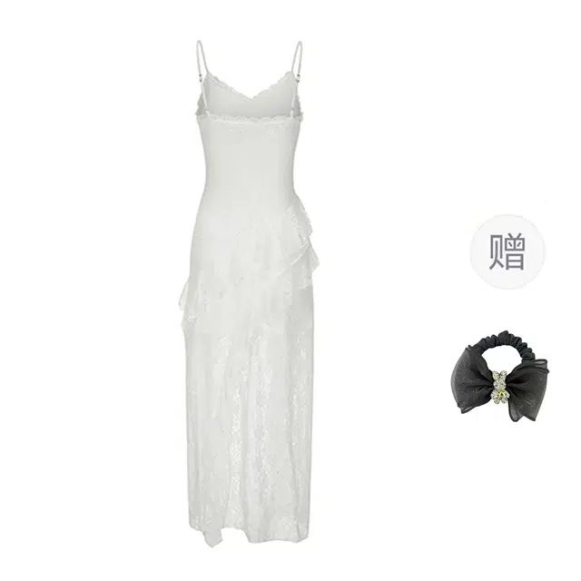 雾闪闪 高级纯欲风浪漫氛围感修身蕾丝不规则下摆开叉吊带连衣裙 女款 白色