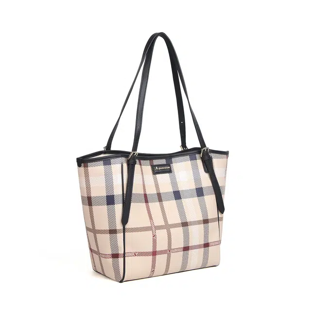 AQUASCUTUM PVC