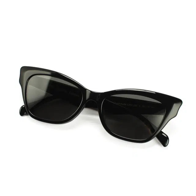 ins uv400