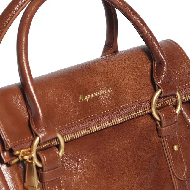 AQUASCUTUM