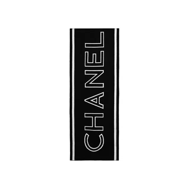 CHANEL -